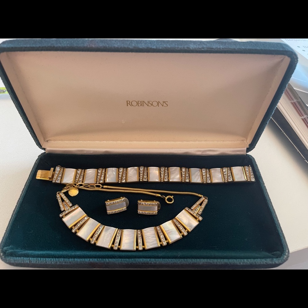 1940’s Vintage Gold-Tone and Mother of Pearl Jewelry Set